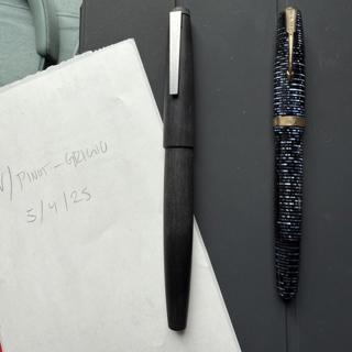 Parker Vacumatic Blue Pearl, Lamy 2000