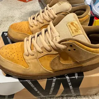 SB 🔥 sale. All size 11 (but 1). All DS (but 1)