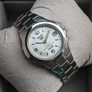 Discontinued SEIKO 5 SNK619 - 21 Jewels Automatic 30m Watch ref 7s36-01r0 - Price $199