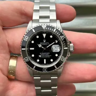 Rolex Submariner Date 40mm Ref.16610 Box & Papers