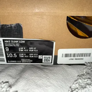 DS Off-White Dunk ‘Lot 18’ Size 9