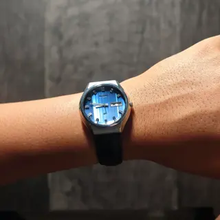 Seiko LM blue Tapestry dial faceted crystal $250