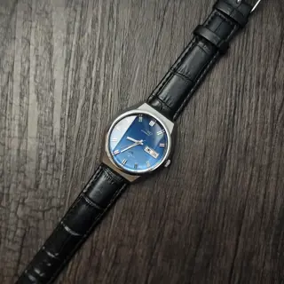 Seiko LM blue Tapestry dial faceted crystal $250