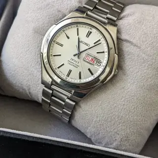 1990 Seiko Vintage Watch Model Dolce Perpetual calendar Day/Date Watch 8f33-0030, Price 145$ (includes shipping)