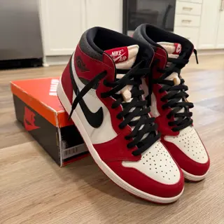 Jordan 1 Lost and Found (Size 12) VNDS $279 + 🚢