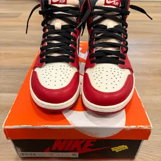 Jordan 1 Lost and Found (Size 12) VNDS $279 + 🚢