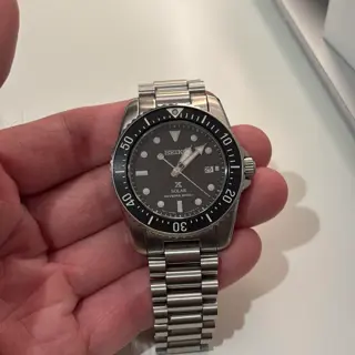 Seiko SNE573 solar diver + extras.