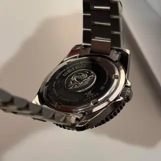 Seiko SNE573 solar diver + extras.