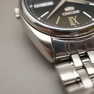 Seiko 5 SNXA21 7S26 Deep Dark Jade Green Dial Automatic Watch - $135