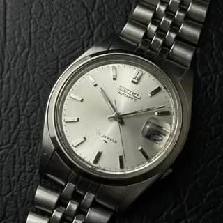 Vintage Seiko Automatic - 7025-8100 - Datejust - Sunburts Silver Dial - March 1978