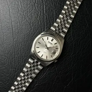 Vintage Seiko Automatic - 7025-8100 - Datejust - Sunburts Silver Dial - March 1978