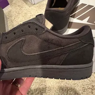 DS Jordan 1 Low Travis Scott Velvet size 11m: $340 invoiced and shipped