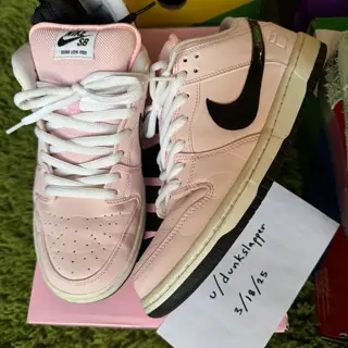 Nike SB Dunk Lows - Size 10