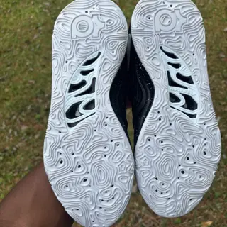 KD 15 Black White Speckled SZ 11 $50