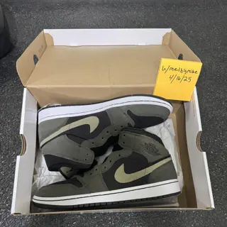 Jordan 1 Mid Olive (Size 10)