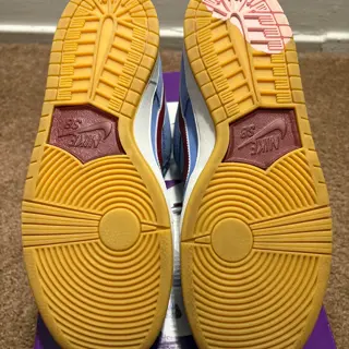 Nike SB Dunk lows Philadelphia Phillies SZ 9.5 used $250