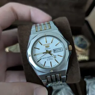 Seiko 5 Superior SNZ328