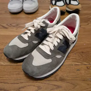 Some New Balances and a Saucony - Sizes 9 - 10