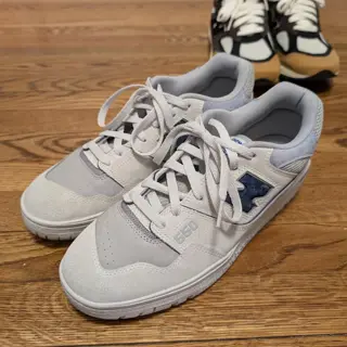 Some New Balances and a Saucony - Sizes 9 - 10