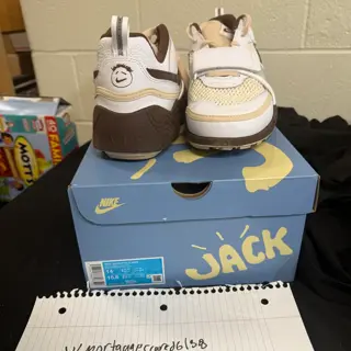 Travis Scott Field Jaxx Size 14