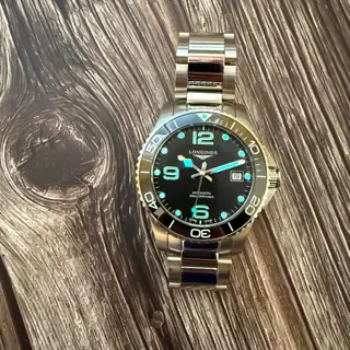 Longines HydroConquest 39 mm Black (Ref. L3.780.4.56.6) – Full Kit