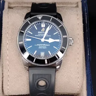 A Stunning Breitling Superocean Heritage II 300M 42 mm. On rubber strap. AB201012/BF73 Full Set