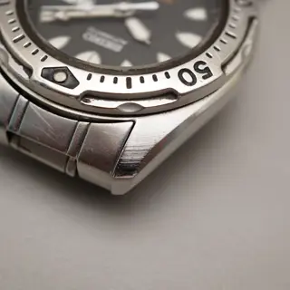 Vintage 1996 Seiko SKX001 7S26 Sharktooth Midsize Divers 200M Automatic Watch - $165
