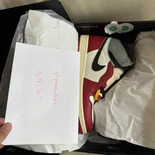 DS 10.5 Union Jordan 1 Chicago Shadow $340 shipped