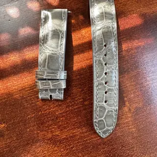 [REPOST] Delugs Glossy Grey Crocodile Signature Strap Small $50 shipped