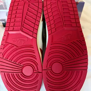 Union Chicago’s size 10 $360