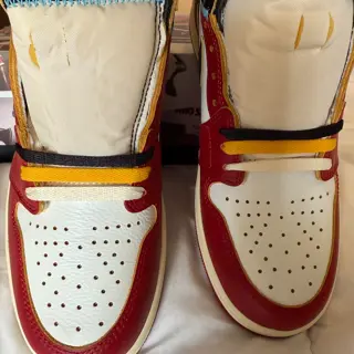 Union Chicago’s size 10 $360