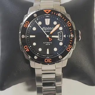Alpina Extreme Diver 300 Orange on bracelet - Full Kit - excellent condition - spare links - AL-525LBO4V26B