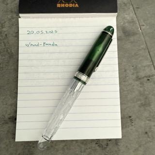 REDUCED Limited Edition Platinum 3776 Century Fuji Unkei Kasumi