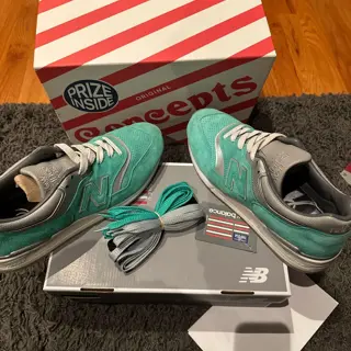 size 10.5- New Balance 997 x Concepts “Rivalry Pack New York” Special Box $275 shipped obo (from 2016)
