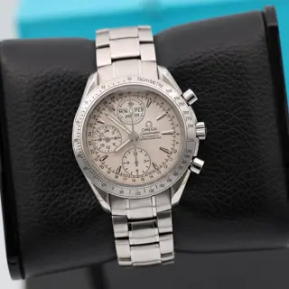 Omega Speedmaster. Triple Date. 40mm.