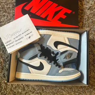 Jordan 1 University Blue size 9 $110