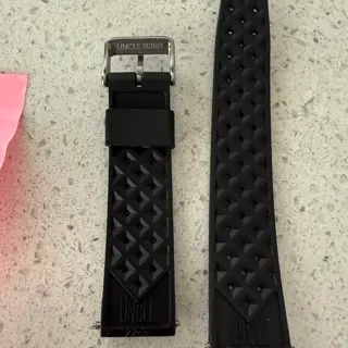 Zulu Alpha and Uncle Seiko Straps