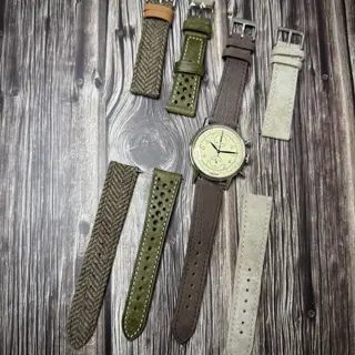 UNDONE Vintage Killy “Beautifully Beige” 40 mm Chronograph with FOUR Straps $140