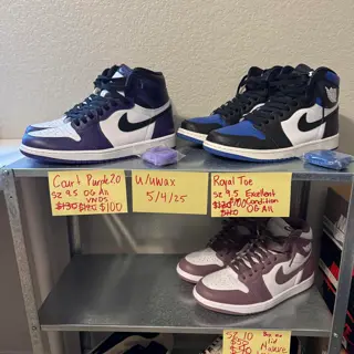 Excellent Condition | Check pics for details | SZ 9.5, SZ 10 | Jordan 1s | $50 - $100 | Bundle Deals