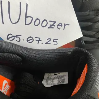 DS Nike SB Dunk Orange Label Triple Black Sz. 9.5