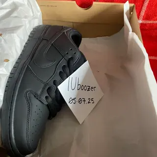 DS Nike SB Dunk Orange Label Triple Black Sz. 9.5