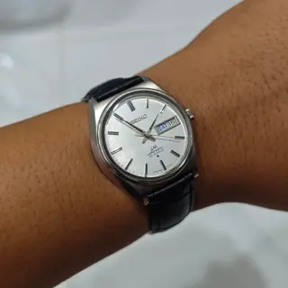 Seiko Lord Matic white linen dial [5606-7010] $330