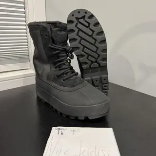 adidas yeezy 950 boot pirate black 2023 Sz 11.5 $250