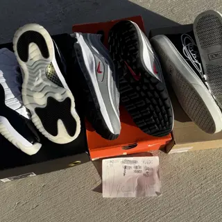 Jordan’s Nikes viviens Sz 9-10 $100-$210