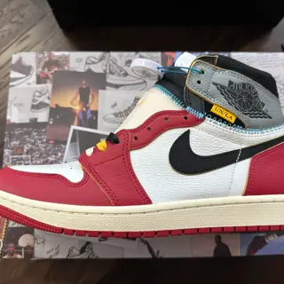 DS Union LA x Jordan 1 Chicago 9.5M - $325 shipped