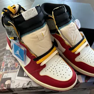 DS Union LA x Jordan 1 Chicago 9.5M - $325 shipped