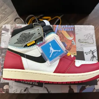 DS Union LA x Jordan 1 Chicago 9.5M - $325 shipped