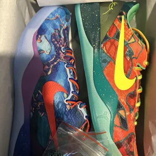 Kobe 8s What The.   Size 10 $290 shipped