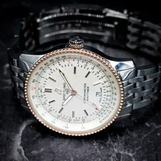 Breitling Navitimer 41mm Rose Gold U17326