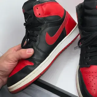 2001 Bred 1’s No. 03232 of 05134. Size 8 OG All minus keychain. $650 shipped, best offer takes em…